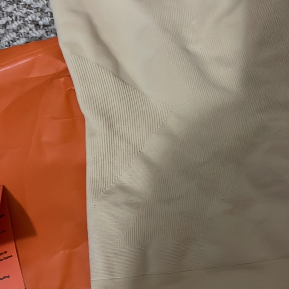 Shapewear Shorts - Picture 15 of 16